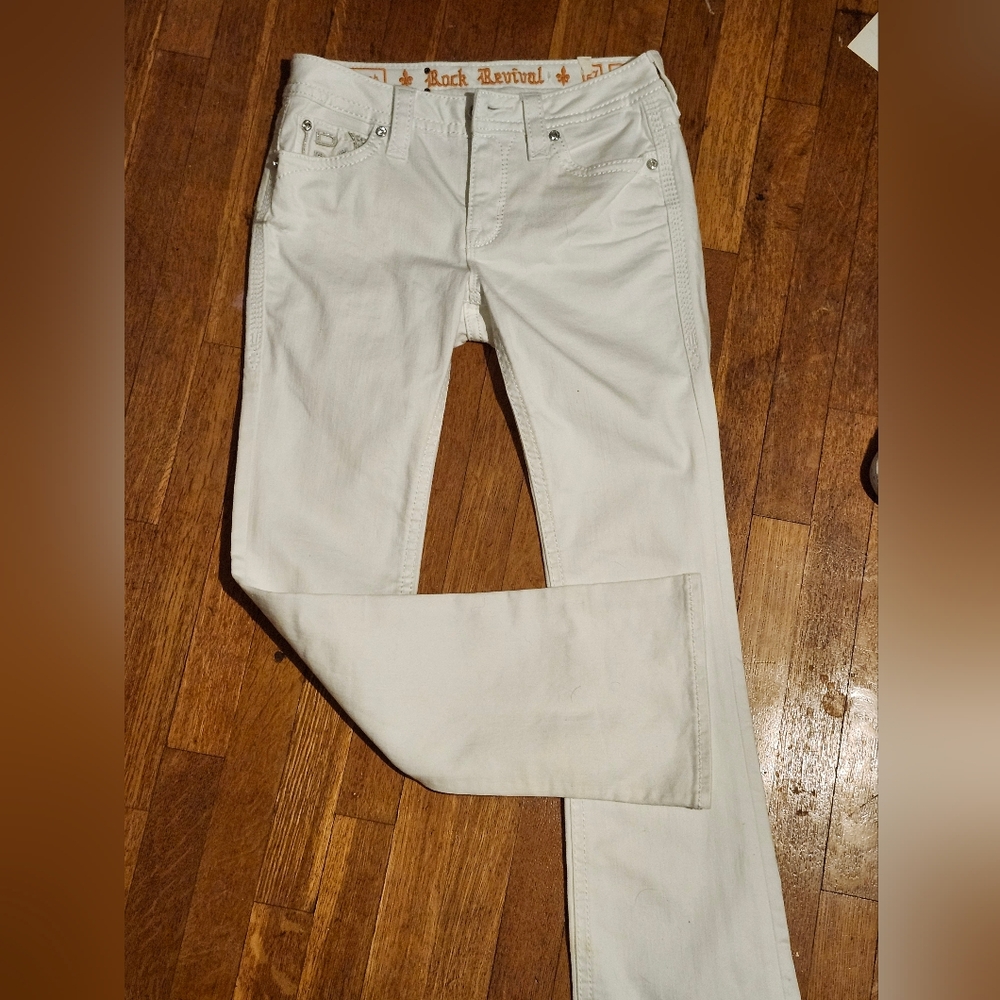 Elegant White Trousers